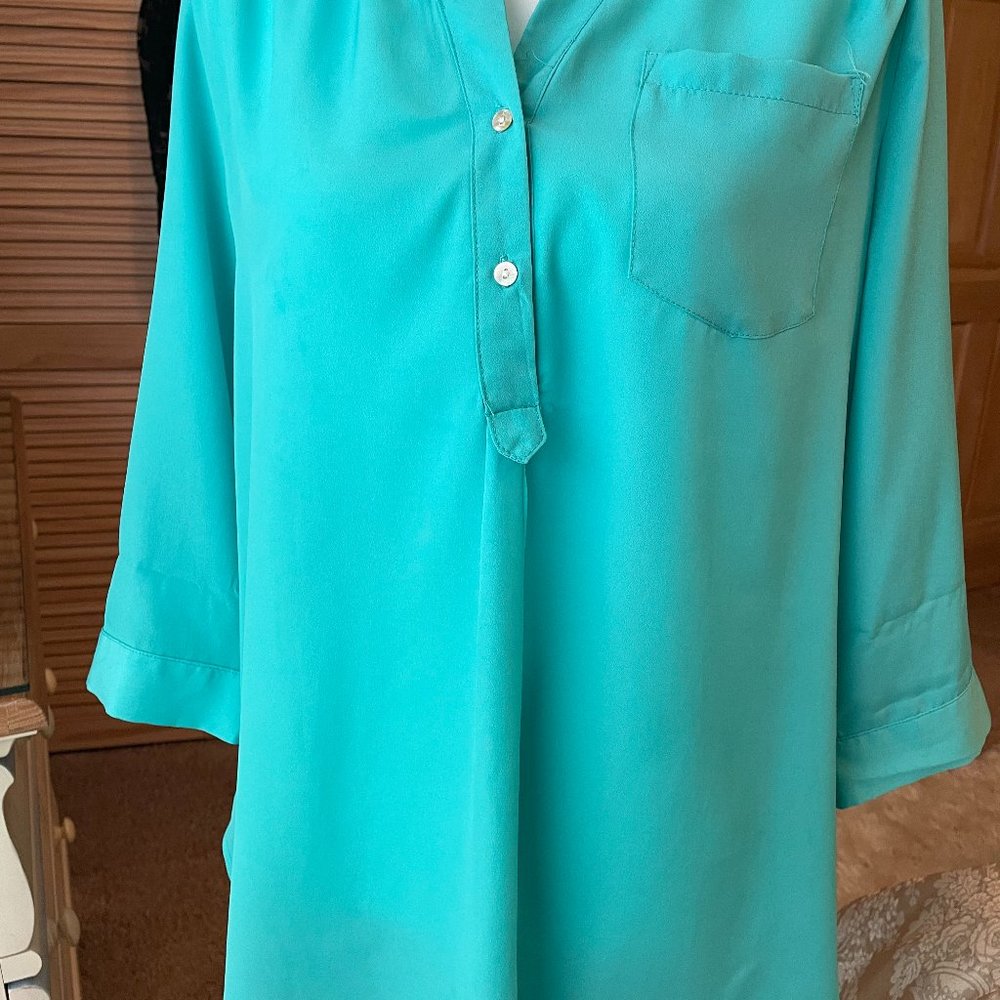 Blouse 3/4 Sleeve Button up Blue Aqua SZ XL